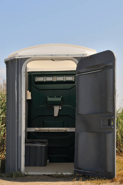 Portable Toilet Options We Offer in Palm Beach Shores, FL